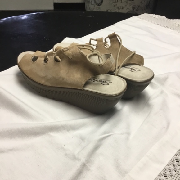 SKETCHERS LACE UP SHOES SIZE 8 MEMORY FOAM TAN SUEDE - Picture 9 of 12